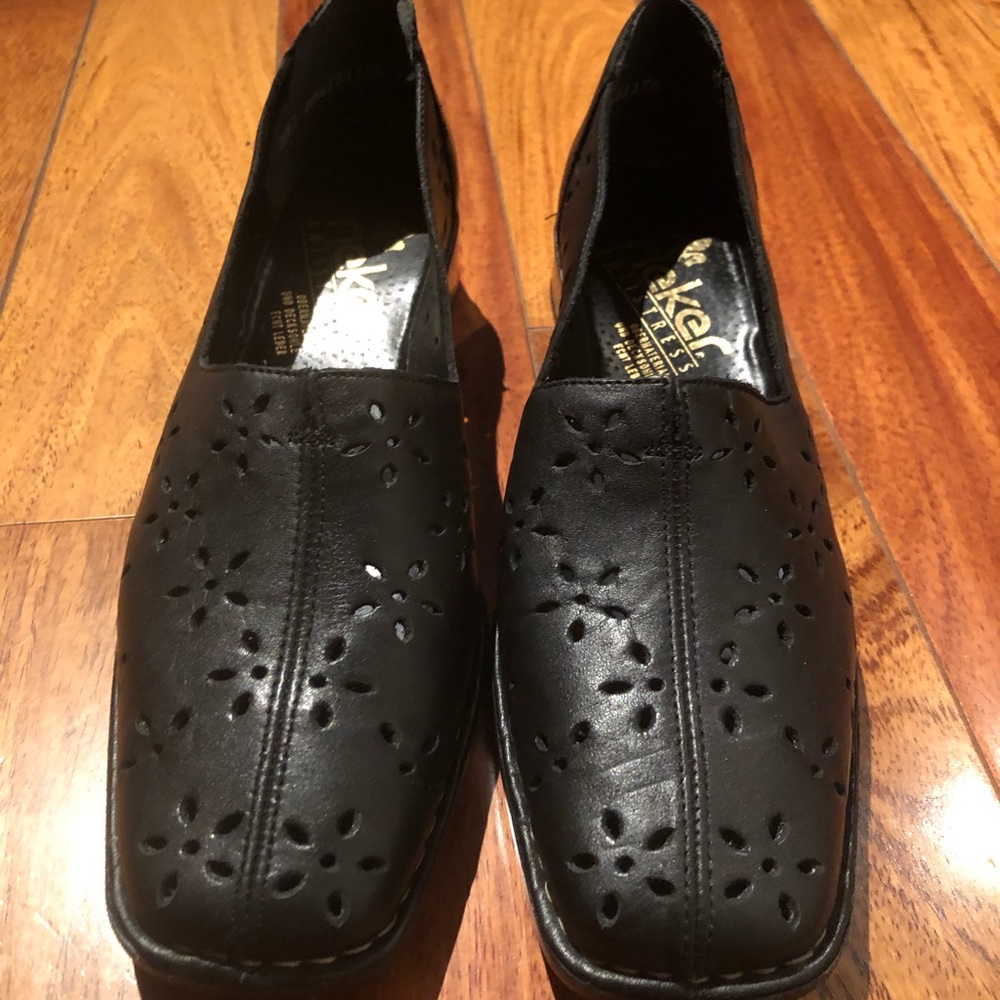 Leather shoes